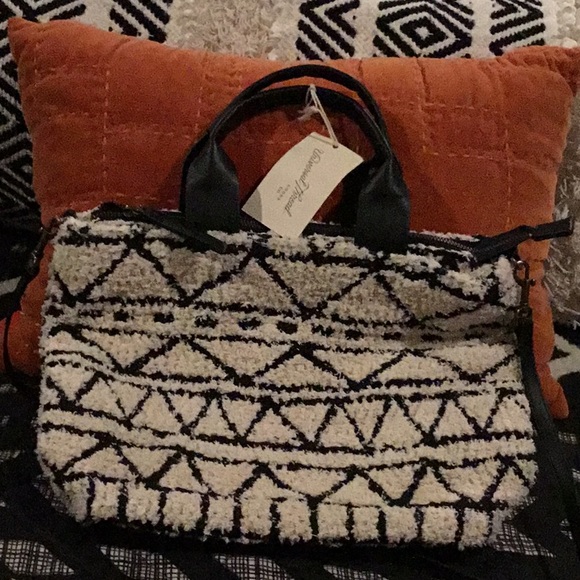 Universal Thread Multicolored Aztec Print Handbag Bundle -NWT - Picture 7 of 16